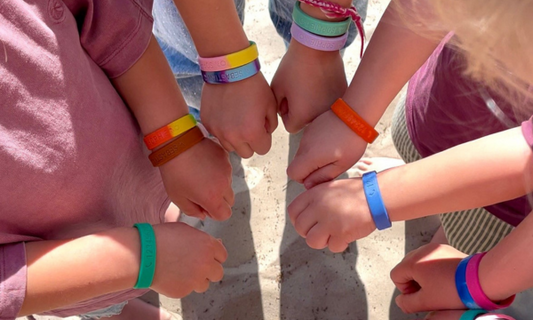 Beachvibes SOS armband kind met naam en telefoonnummer
