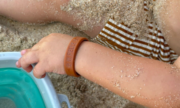 Nutshell SOS armband kind watervast met naam 